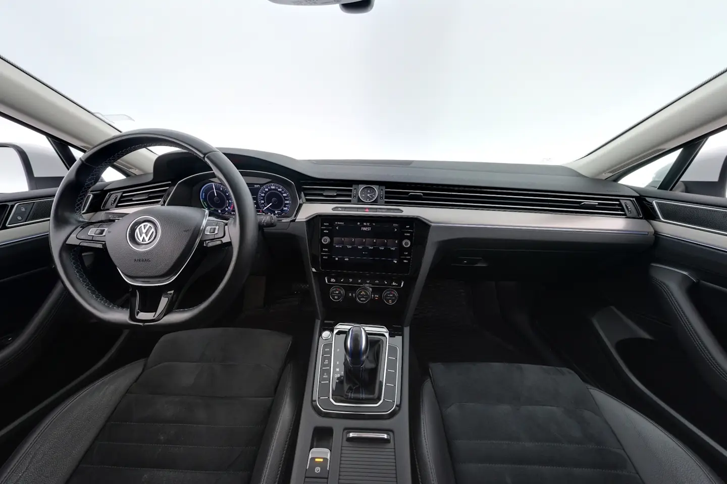Car Image - 2vgkK00pn8iswXfHCyP86f