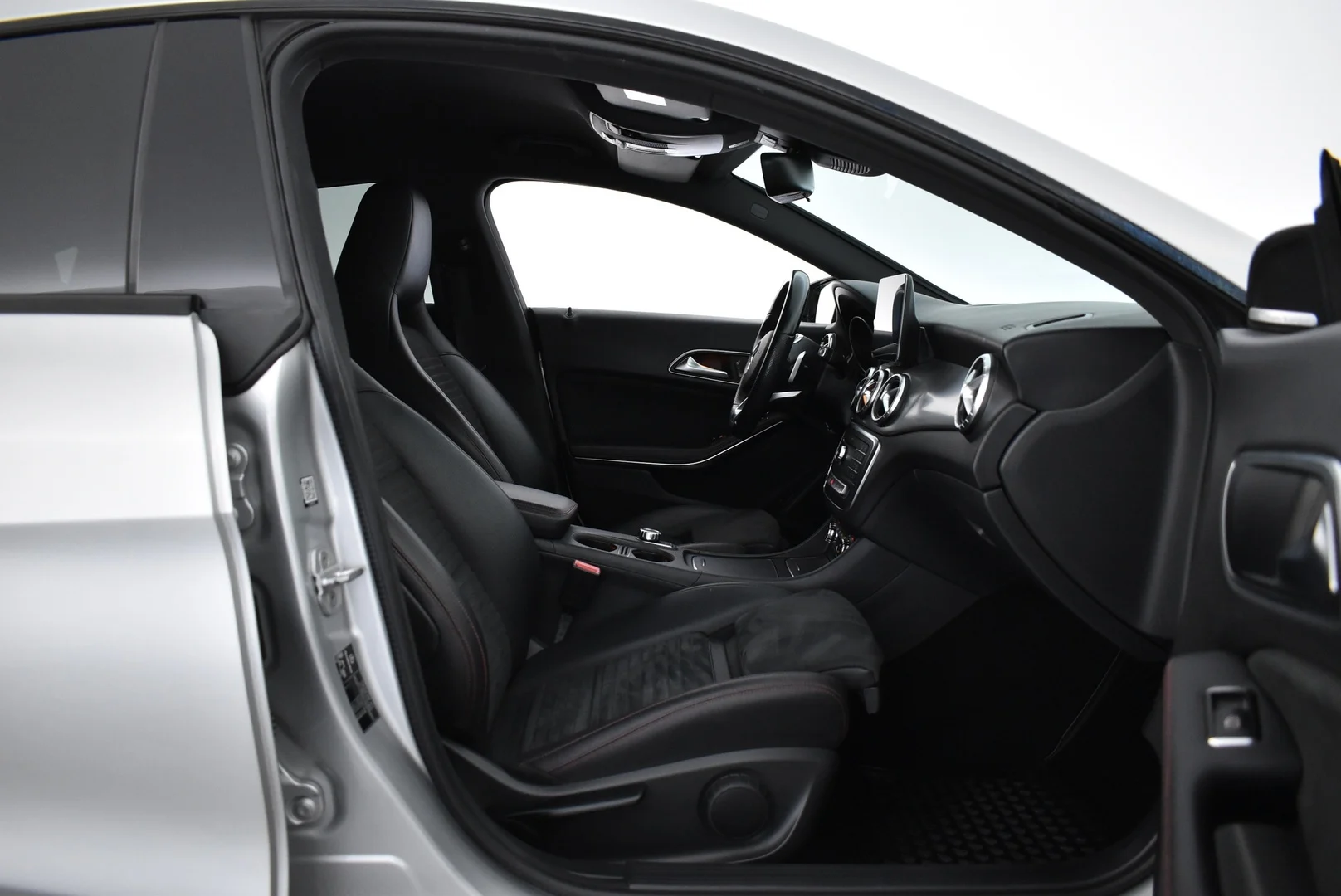 Car Image - PCyGdQtZttW0rWji9Cgtr