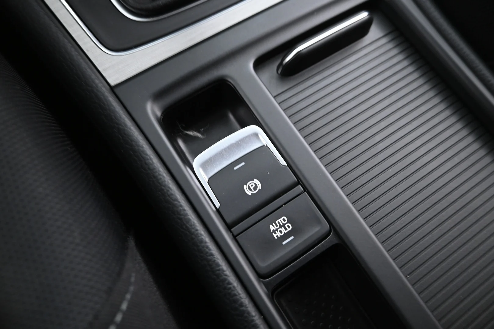 Car Image - 6GJBtmFMOZ8as3RHsdMSdM