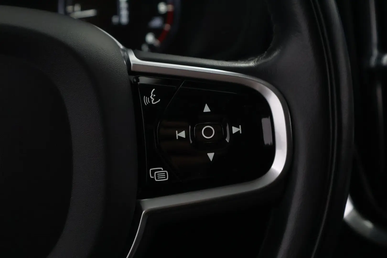 Car Image - 55OuweVkFRTfiDM4R0AfCn
