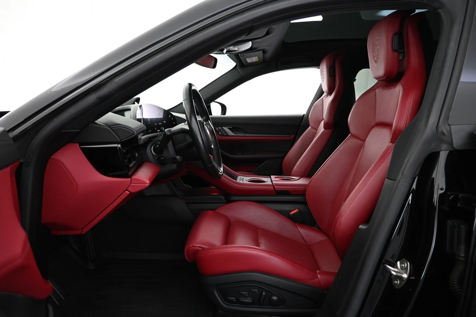 Car Image - 5z5w8kFEEjBktXlz5g6mZ6
