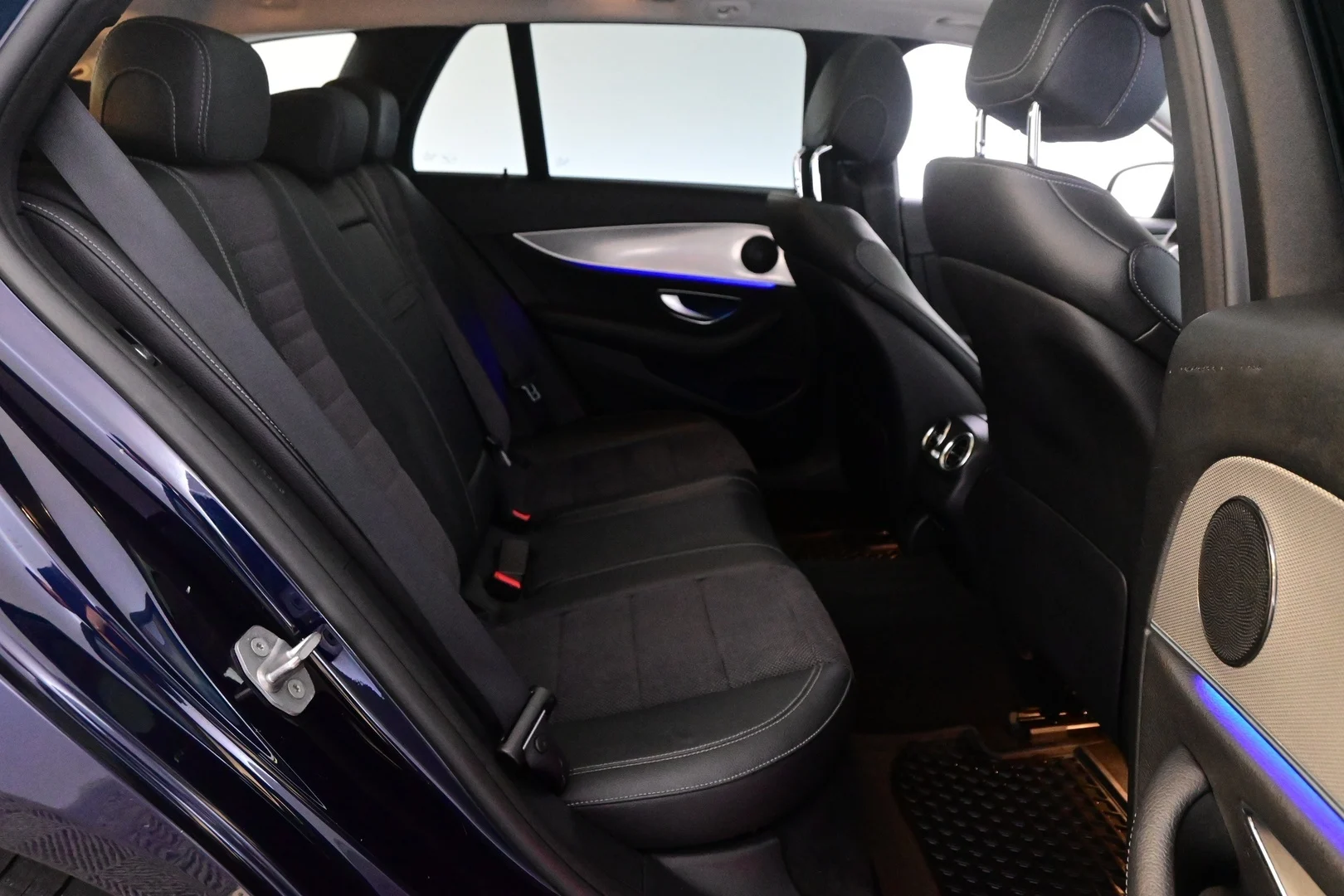 Car Image - 1Rx2uWiD6vJk4k3HmvgTuy