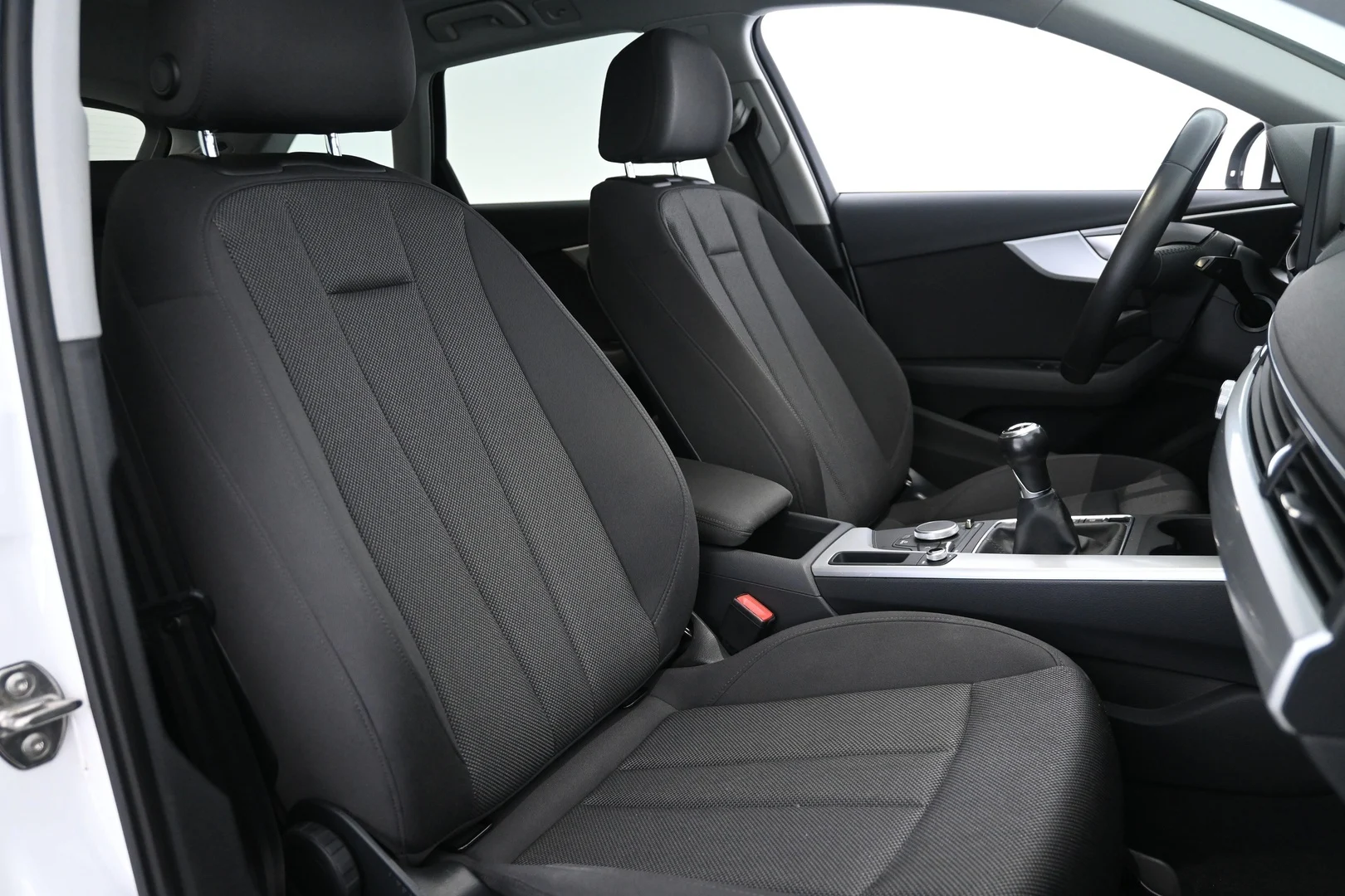 Car Image - 4eFYAmX28vjO4ukndC9KNr