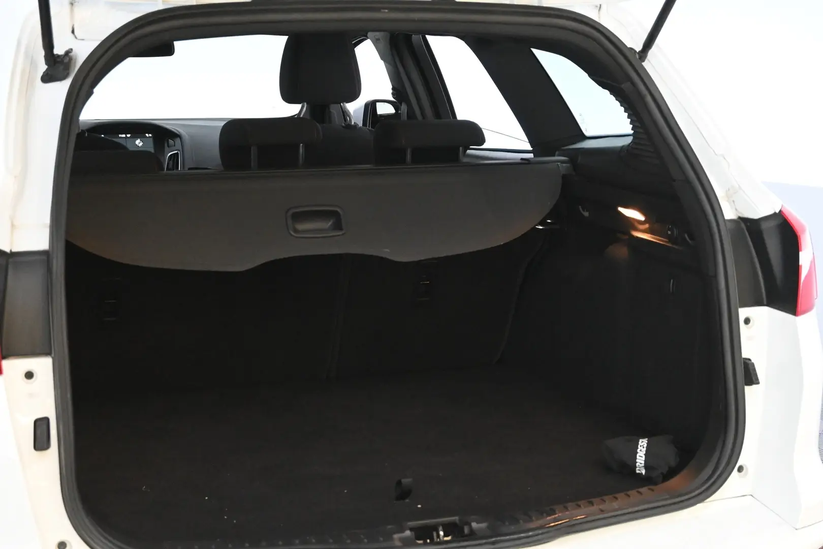 Car Image - mnJOK3obEsxXbRcEcwfnB