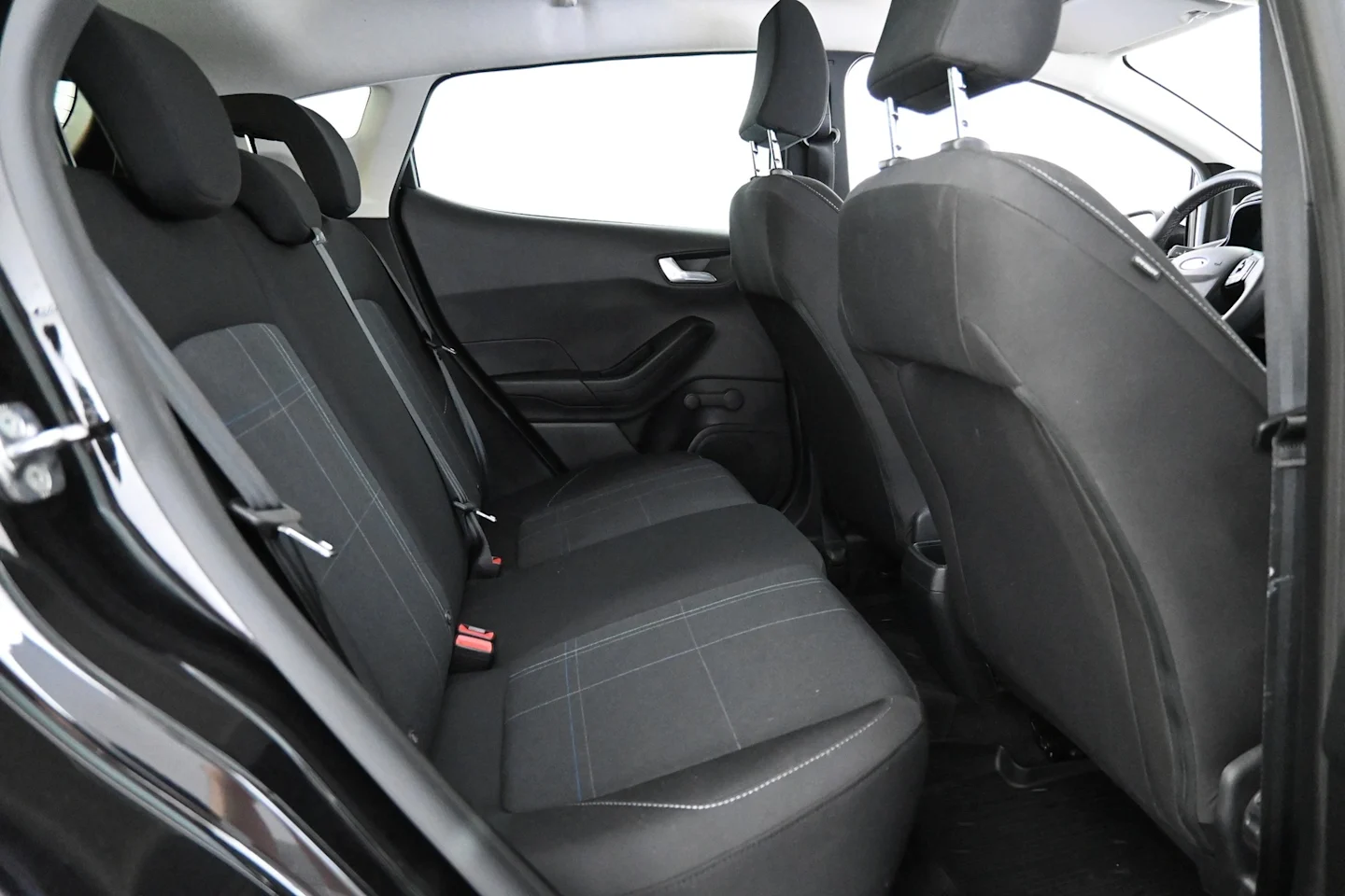 Car Image - 5tbSMKcOFN4g1aBHYGH9yA