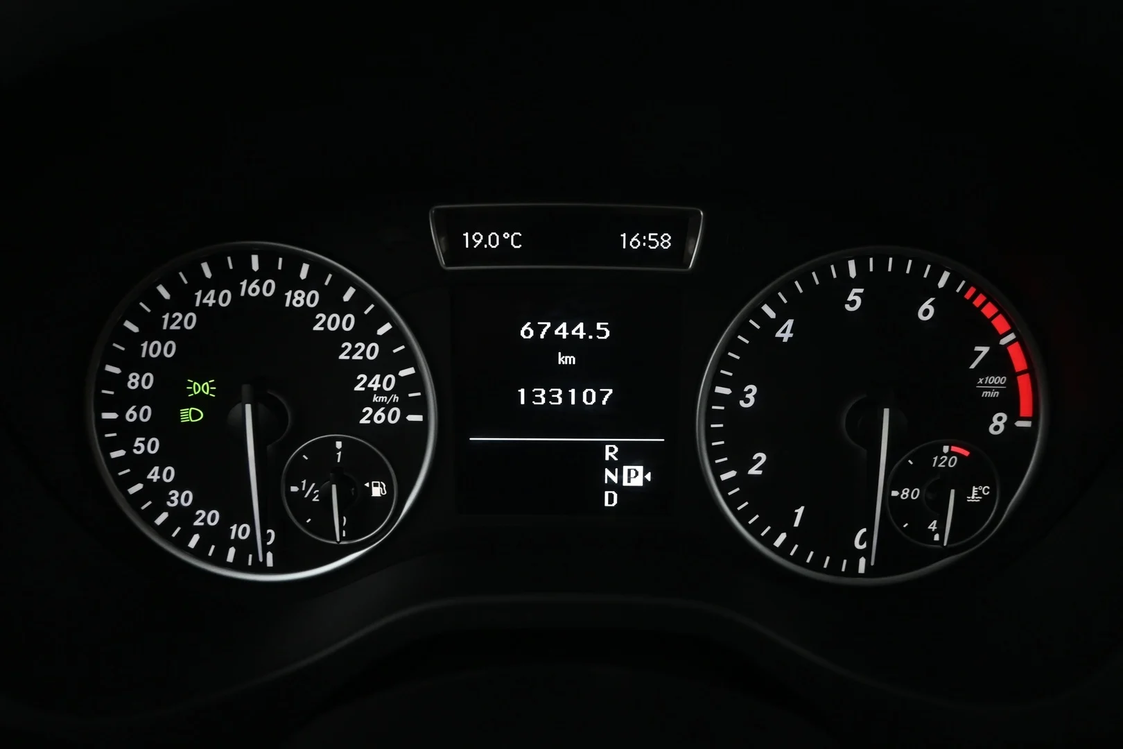 Car Image - 6sUW58ce6ZmVLdmC9N7XjK