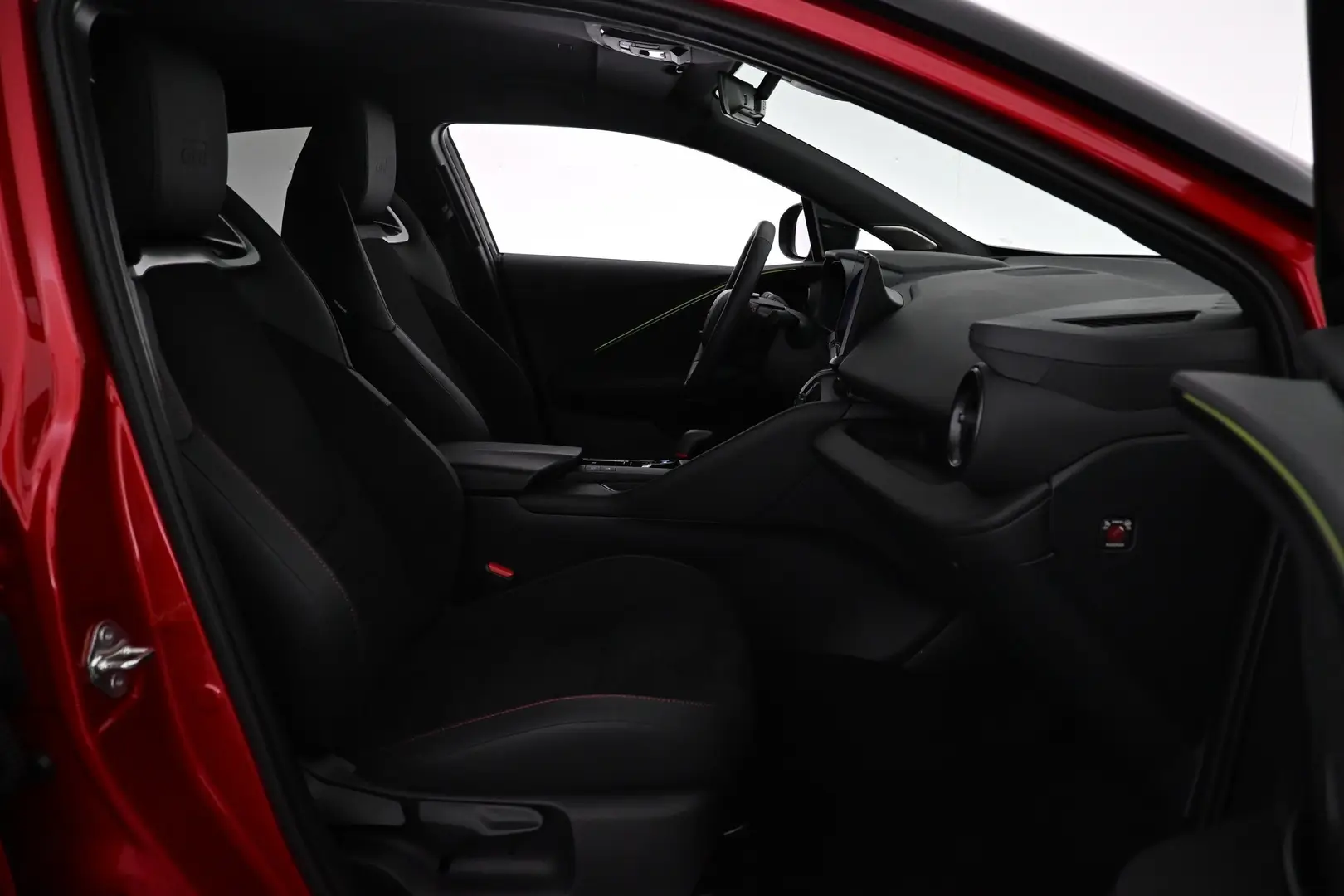 Car Image - 7j4KkDC0ygsqrfFqfqCzZd