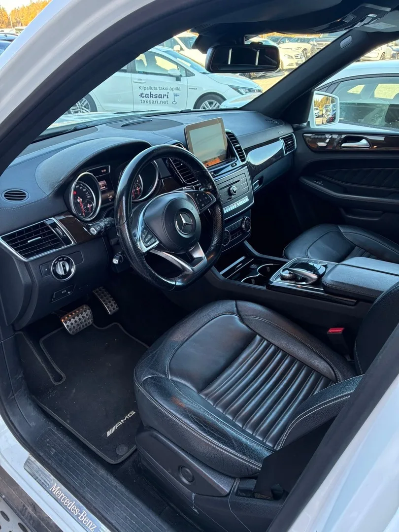 Car Image - 54SAQwP5zZQwFpC6xTnSmu