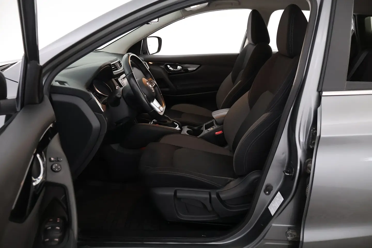 Car Image - 1pKFR9TcvWvGrY695XXTbs