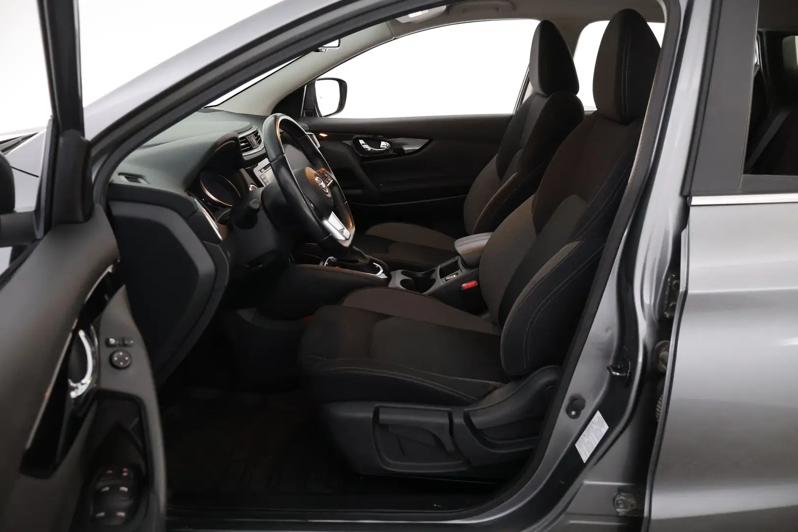 Car Image - 1pKFR9TcvWvGrY695XXTbs