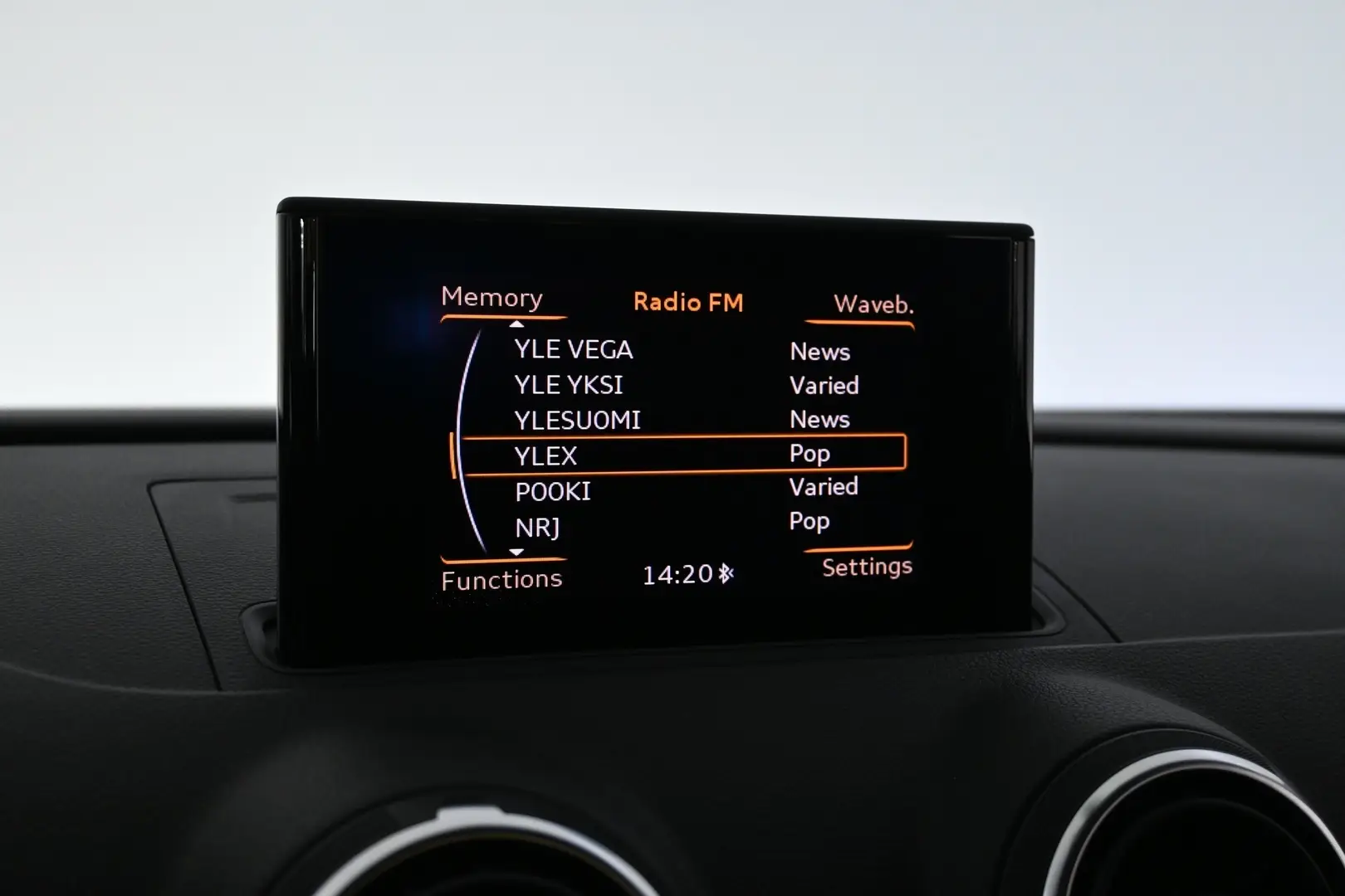 Car Image - 3V7yQg04JahpblBfgHqd2J