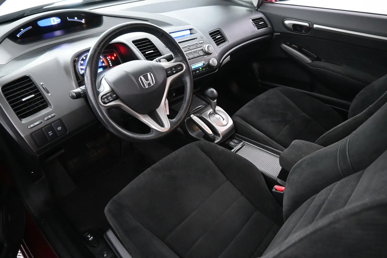 Car Image - 6K02kwqSLDs8t3jGOovnOa
