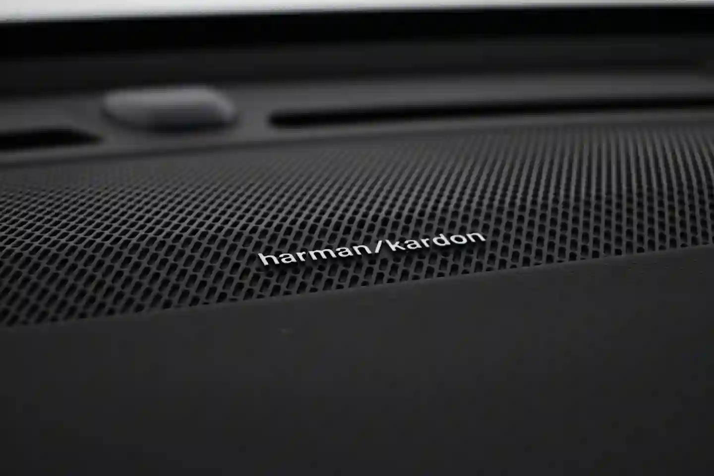 Car Image - 6UKbuzITK4E8LCB9dkqlAw