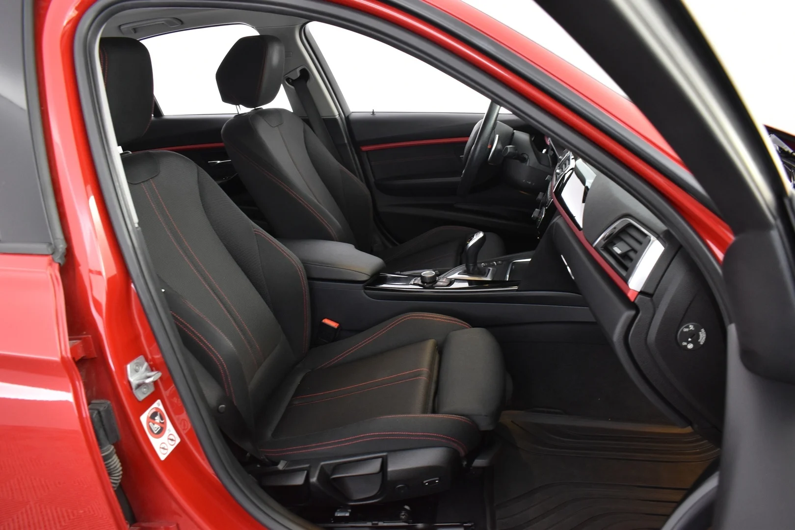 Car Image - 27XoI8AhlLdPSUOsX54UK5