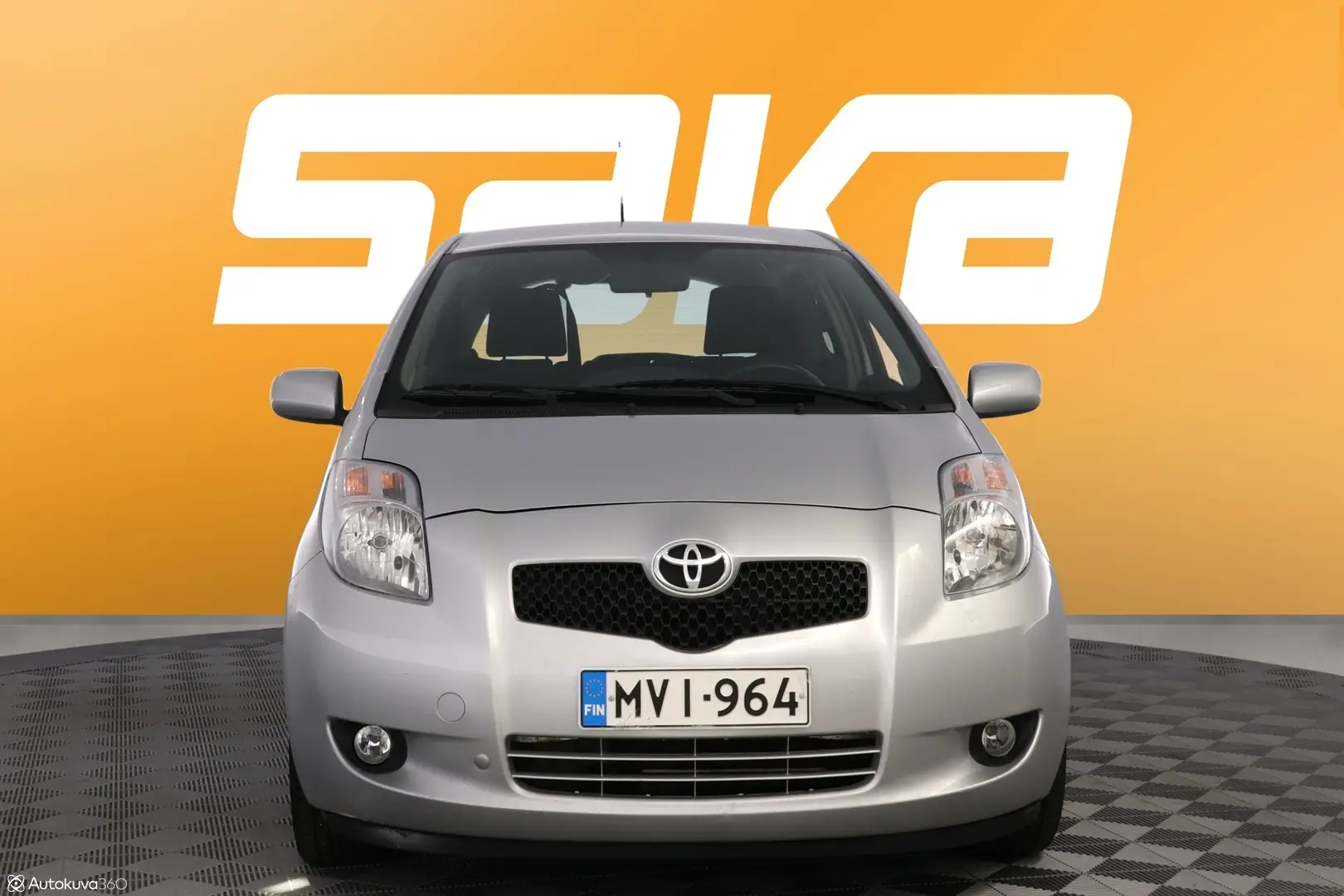 Car Image - 7lt3pCQdxMYRGBvQH9Ezv9
