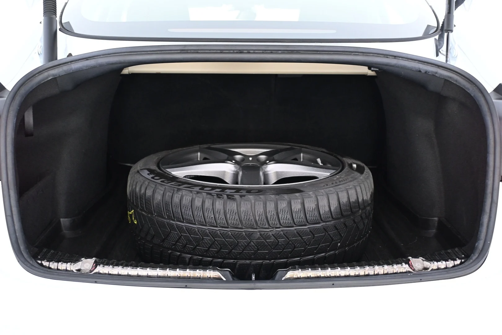 Car Image - aTYGBGQdwQMGiTFBa9j07