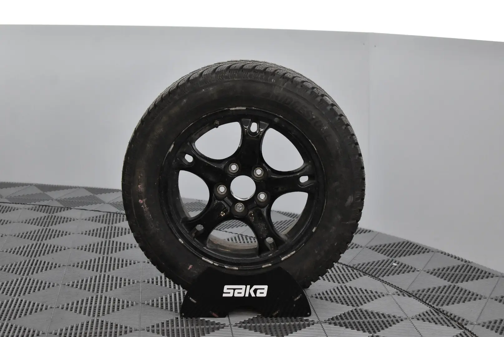 Car Image - 1Eif5s4d5EluTQso3DYCQH