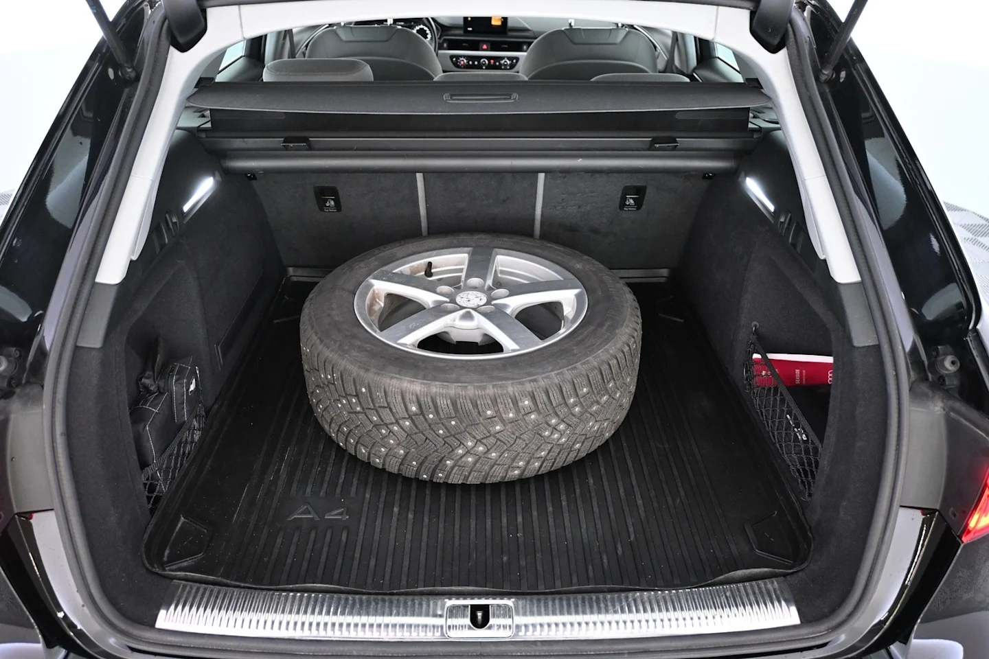 Car Image - 7Ji2oQ9T0EyNeCa5CV9ZKj