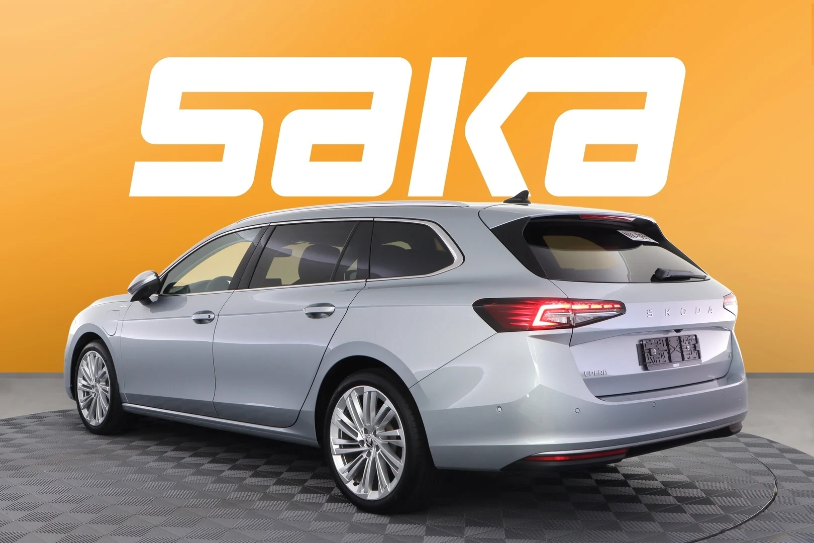 Car Image - 7CKPUnOqwCzmso83lH1ZK2
