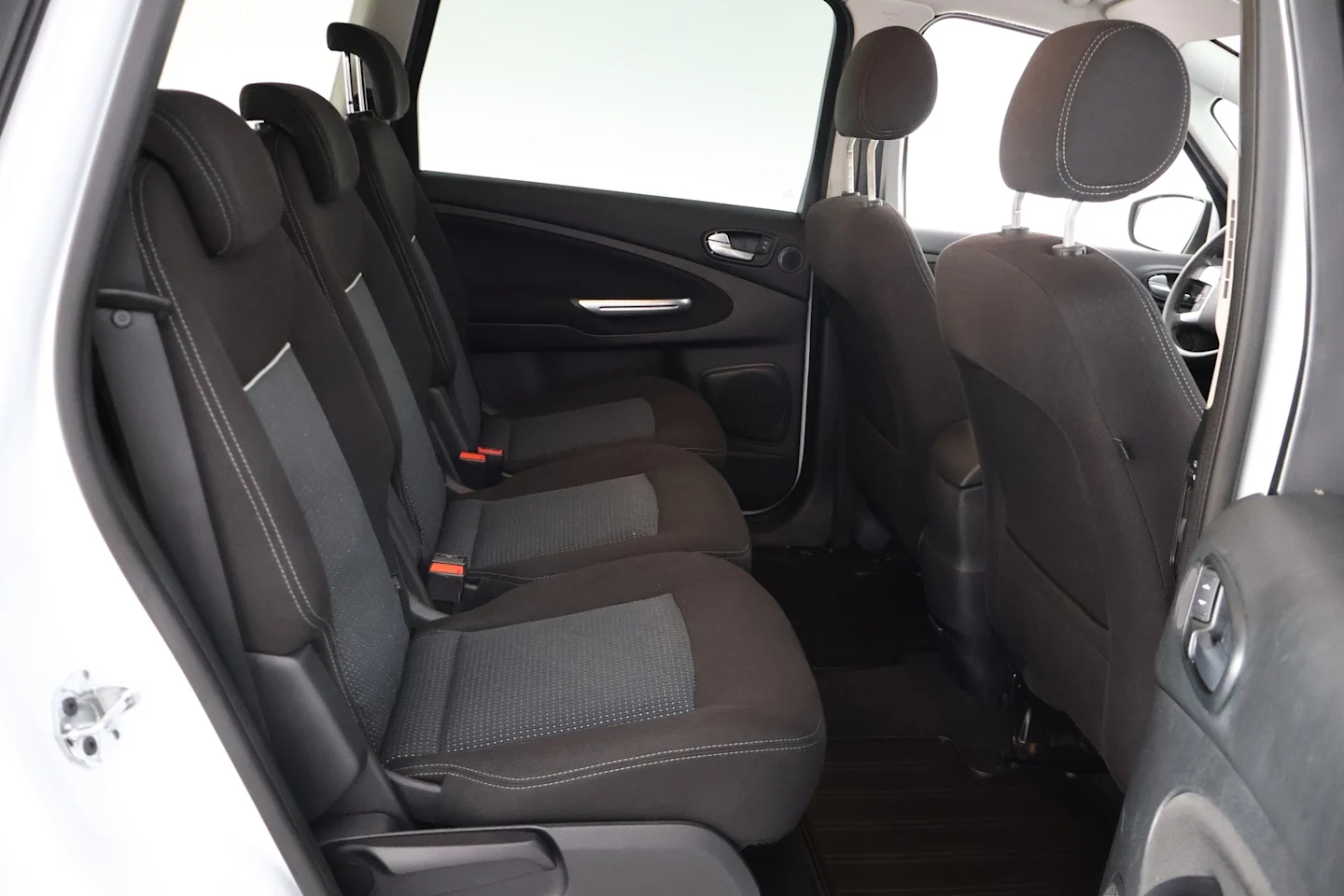 Car Image - 4zFpzxVcBSH3aJq03JCcWE