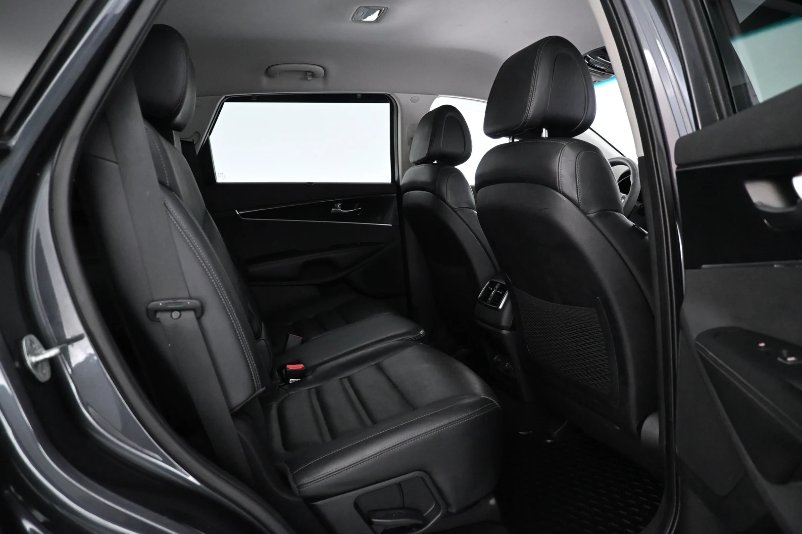 Car Image - 7aIsUShPyGPIqt3Cn77F68