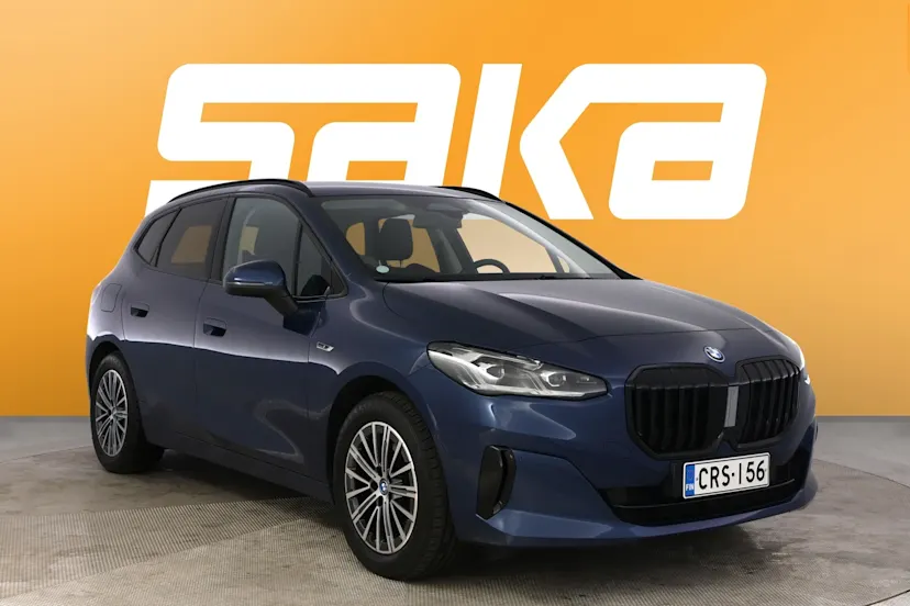 BMW 225