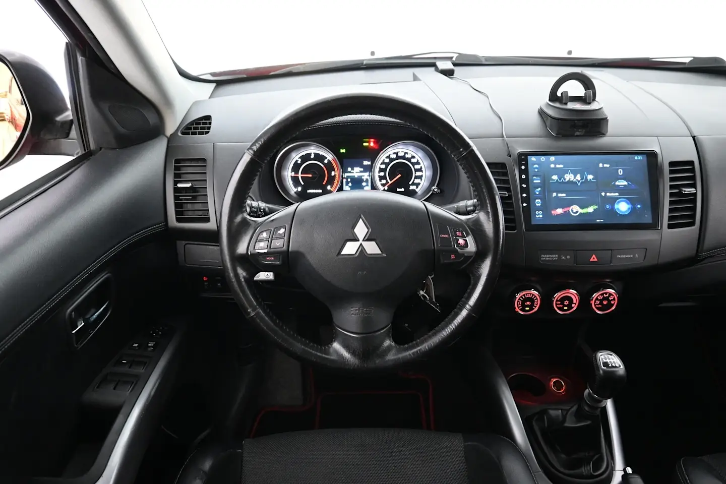 Car Image - P3Y7ILQsZACp4quOQpO1w