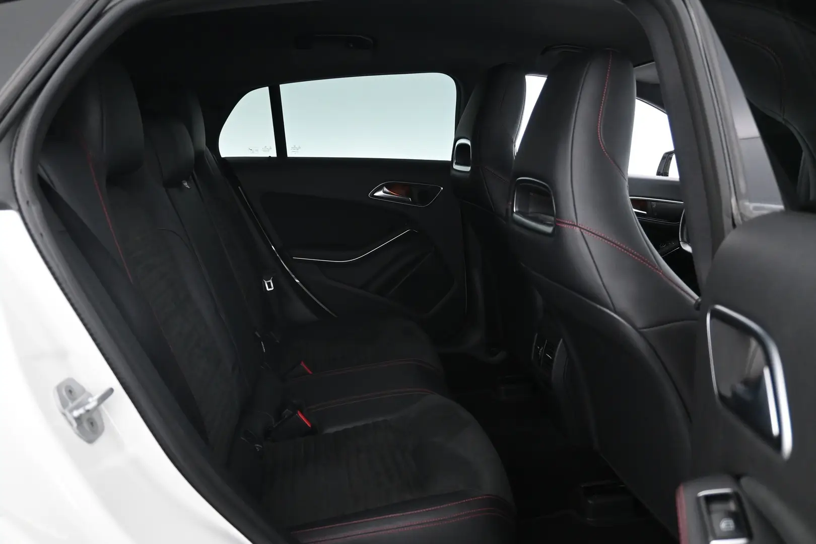 Car Image - 2jHqnkI7XKl7w4bWaqnGme