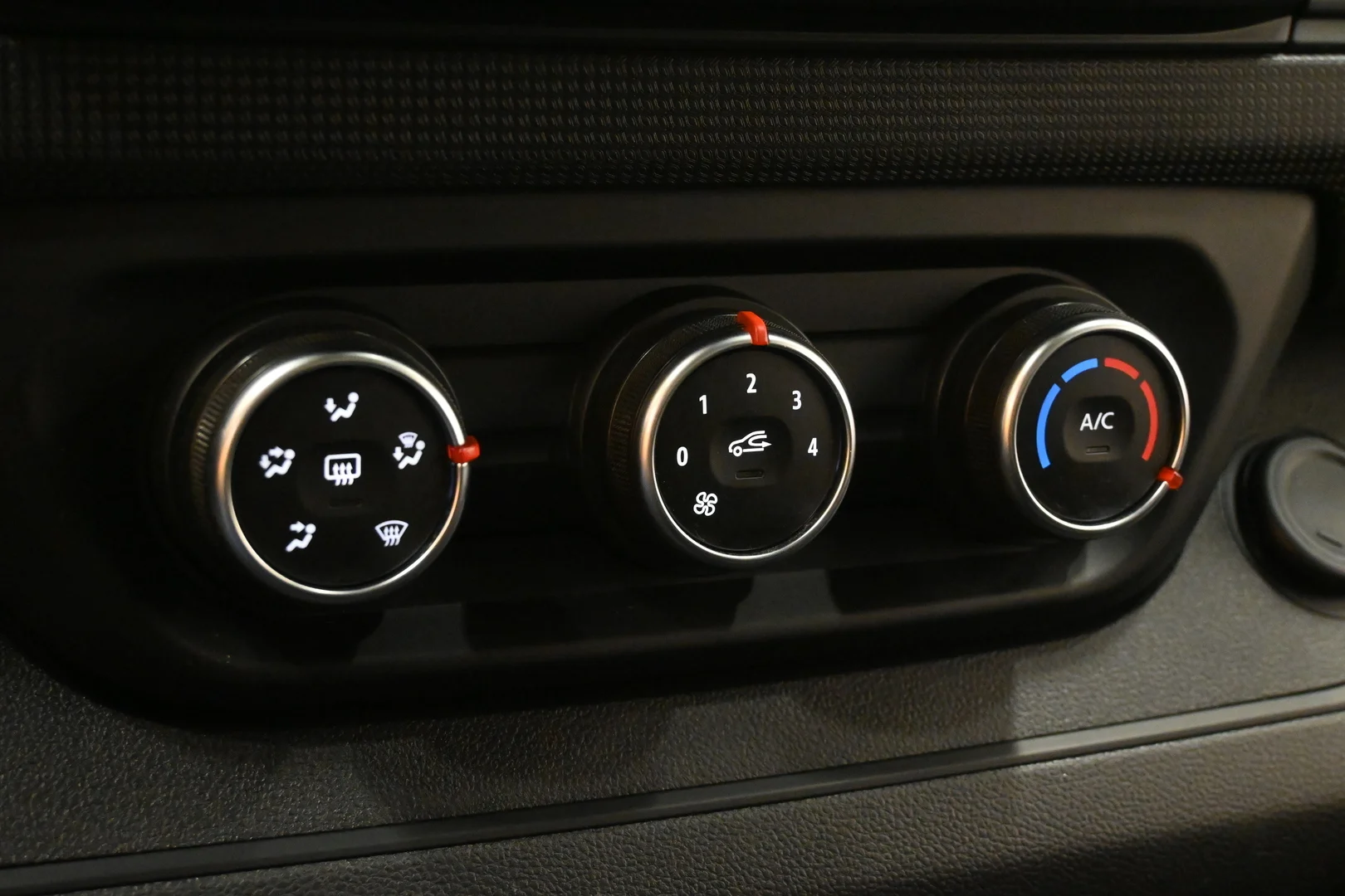 Car Image - 6YIPywrPttxs9B8KjM6snH