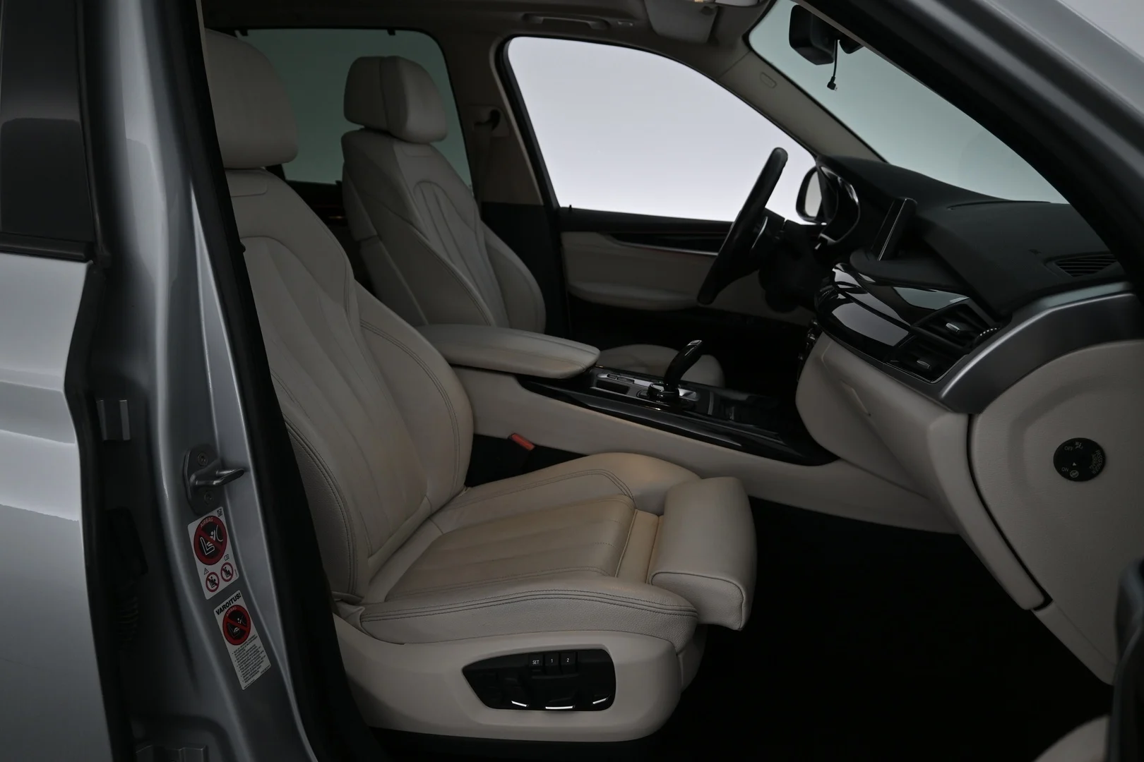 Car Image - 5W4ZEfJJeYw6fC7SHNVzxm