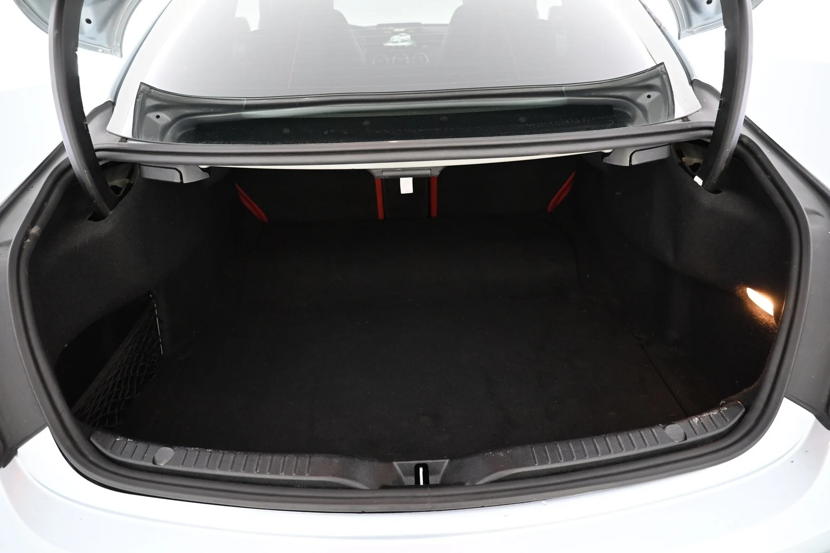 Car Image - 6LpZeapWPZSXdQMzJjzLgB