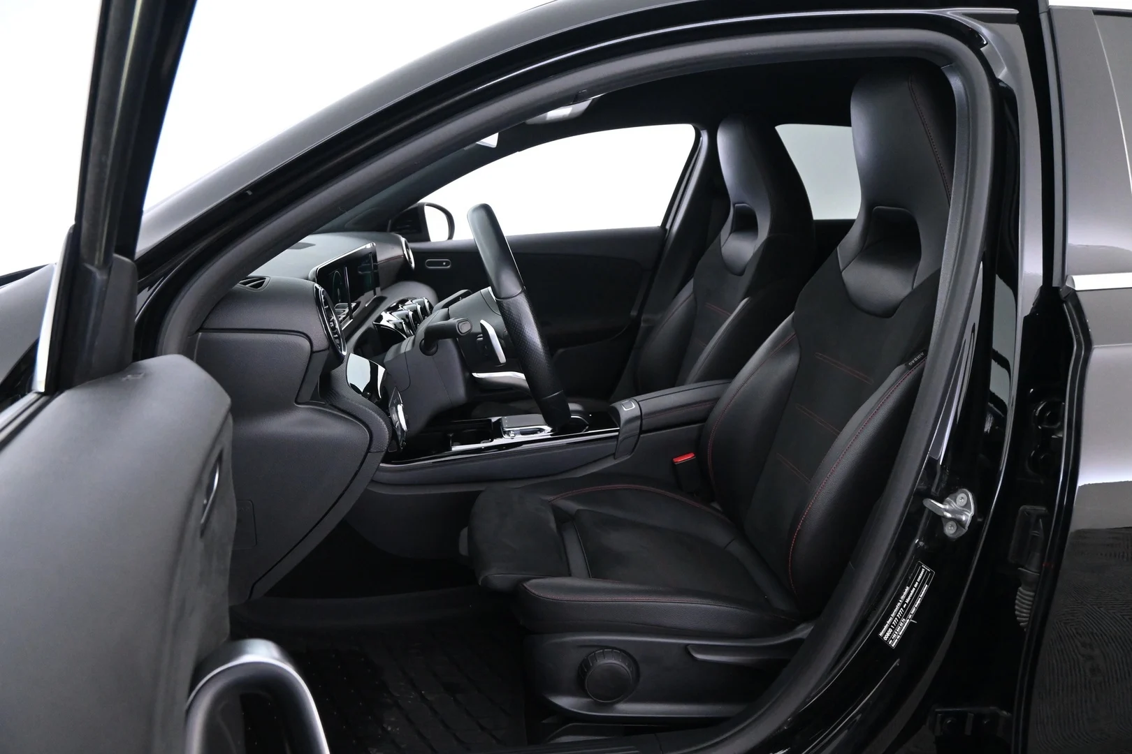 Car Image - 1yQUdH7C04u6ExTEyh1arX