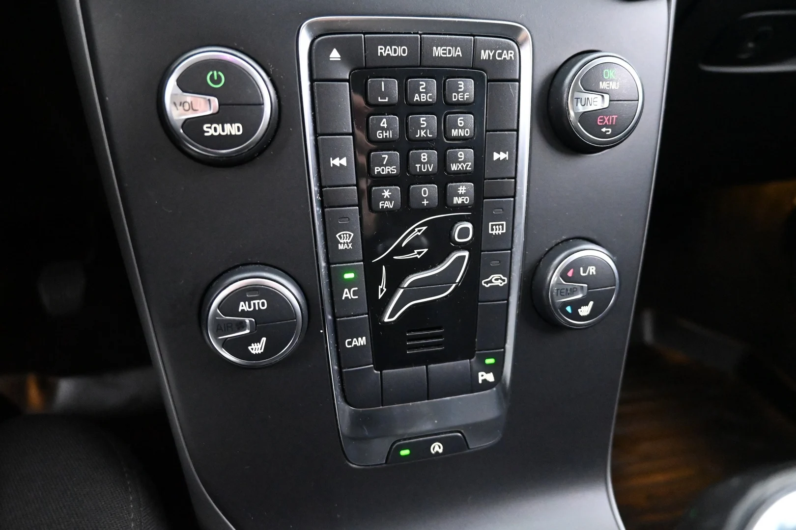 Car Image - 3mbiOmjdNILHF9fcxYU4xo