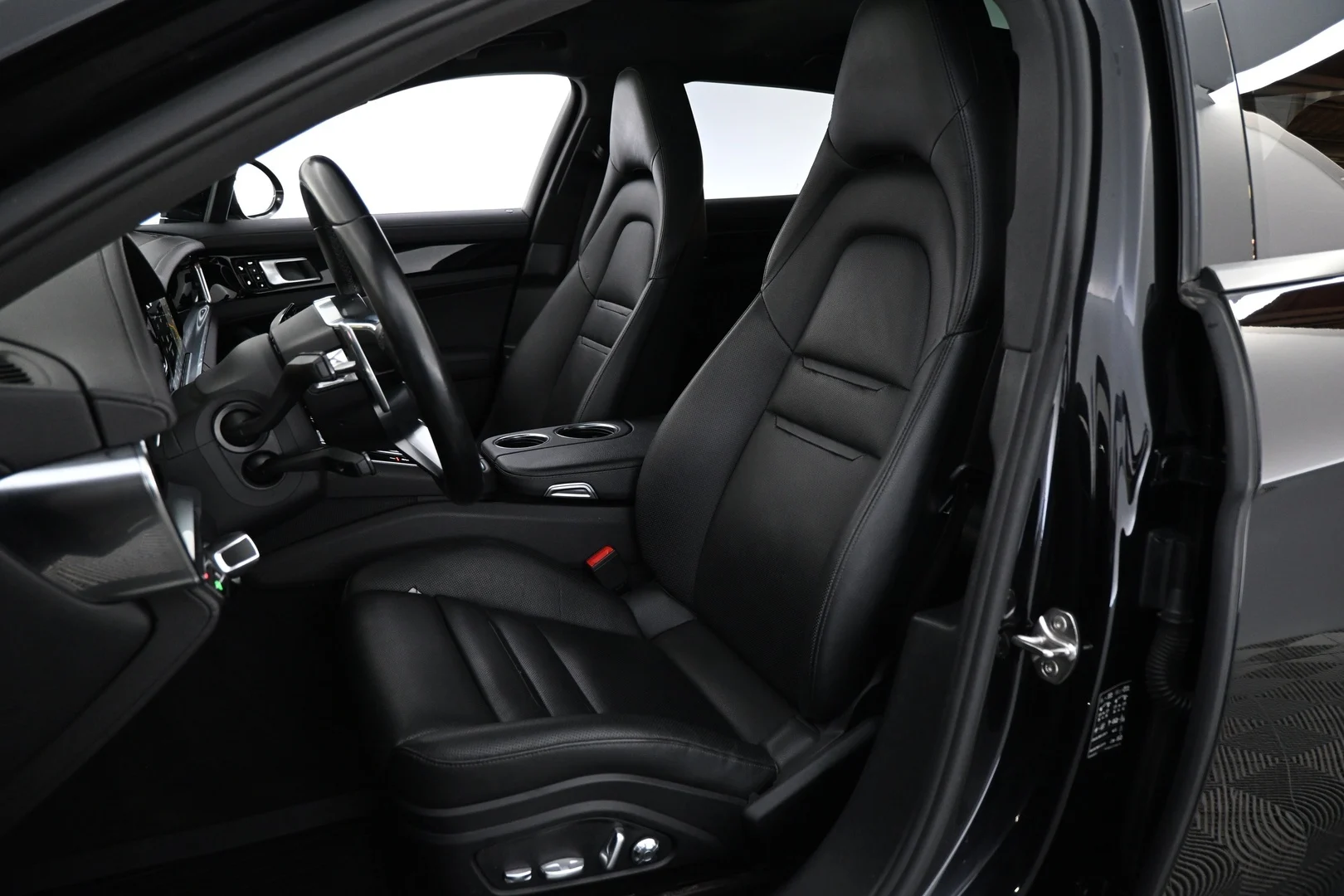 Car Image - 3XZj5VnD2b1pKbVflgeBF7