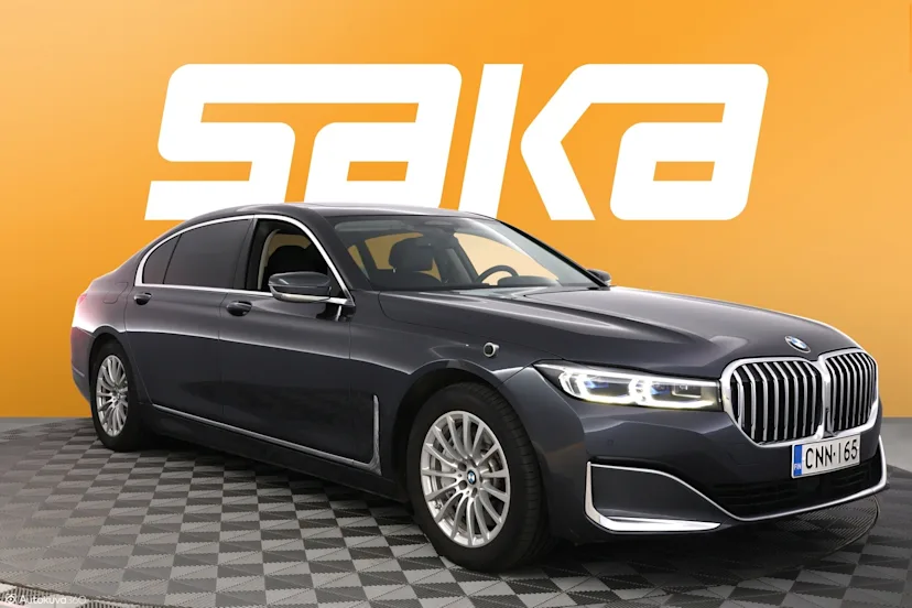 BMW 745