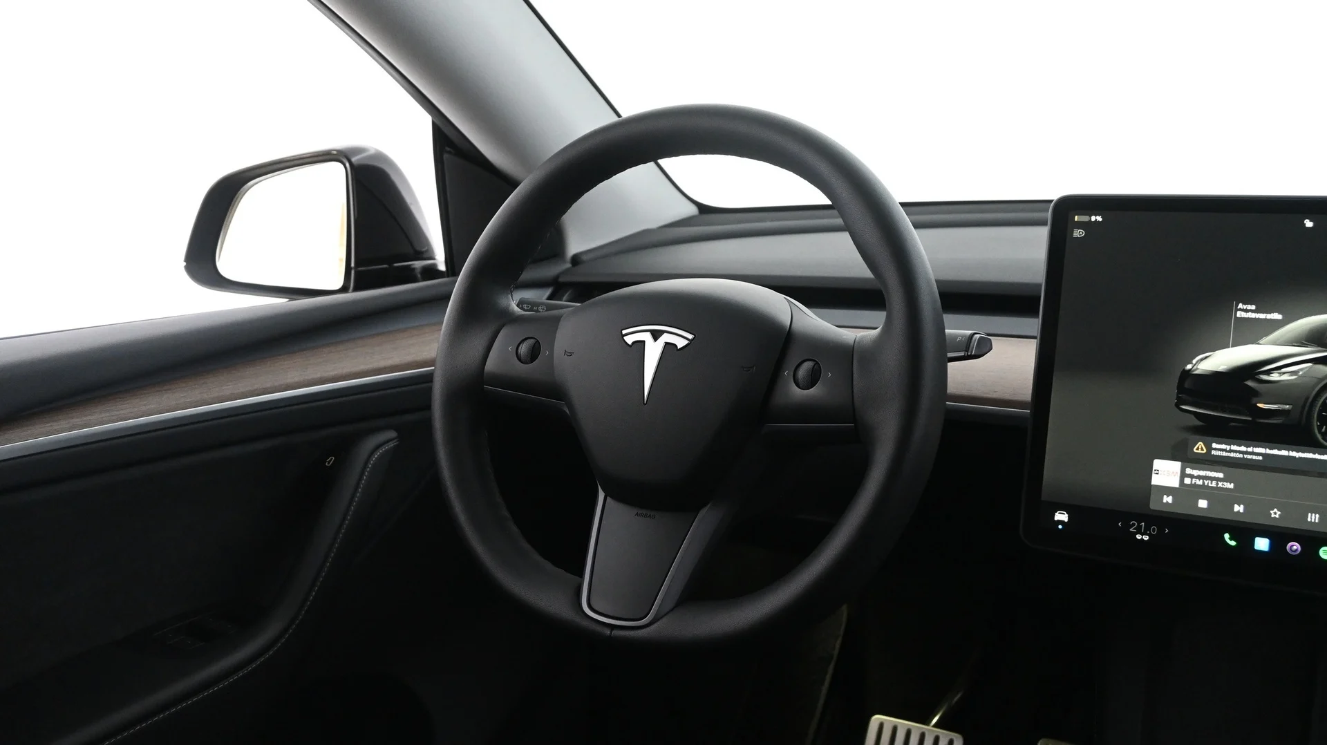 Car Image - 4VrGjU8mFP772Mx64FDI7g