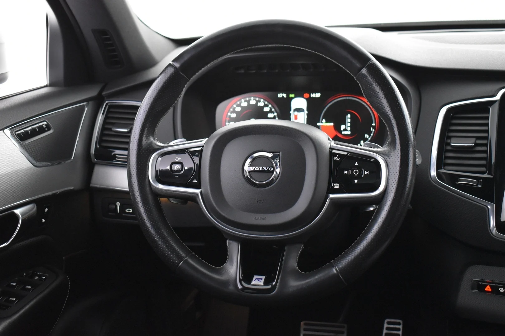 Car Image - 6LiuOXeVWdNQvJFSTQiXxC