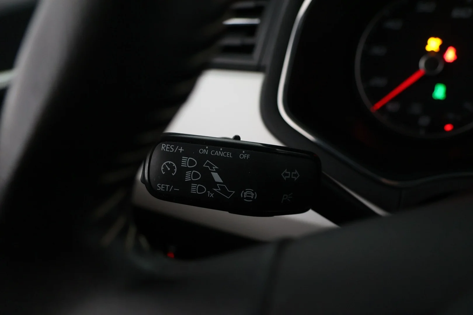Car Image - 7jV5kvh9V8MClNINI3hq8S