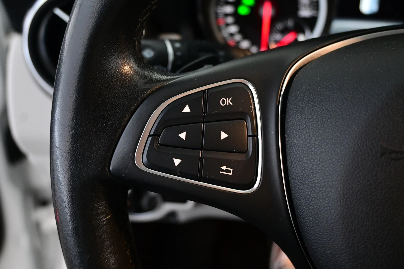 Car Image - 2c3ffnoQSqasdeC7RQkYey