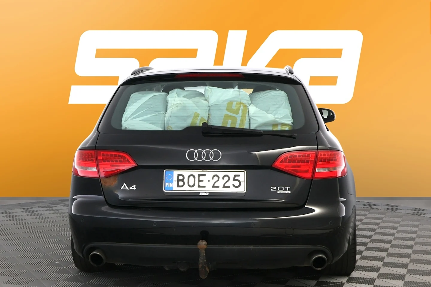 Car Image - 561F9ahaCLZVNw4qhr1Krc