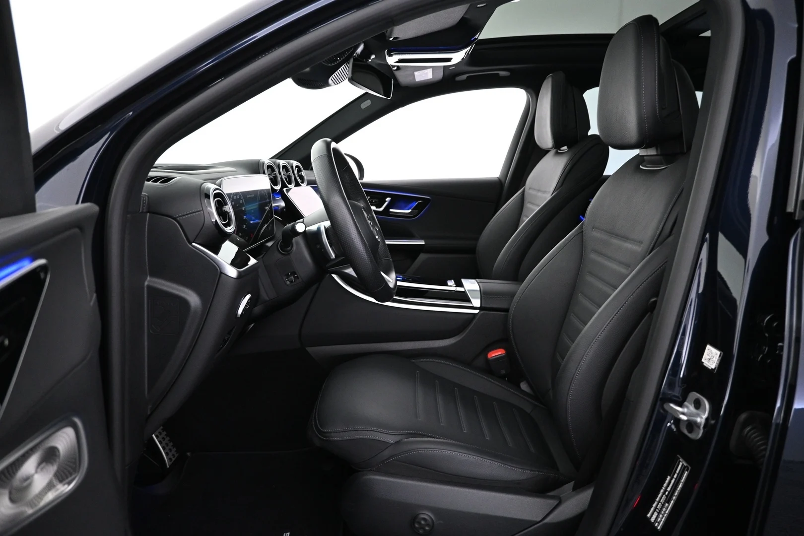 Car Image - 4dpFNMyS15fisu4TcfRvFy