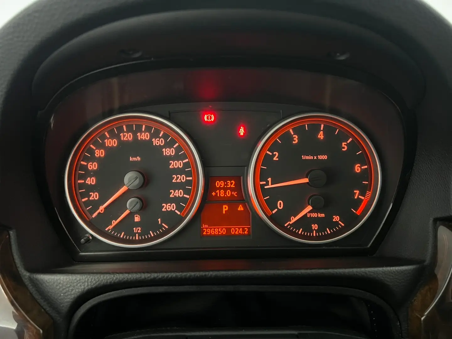 Car Image - 3PHFcUCAKJ716wHjfPtLSs