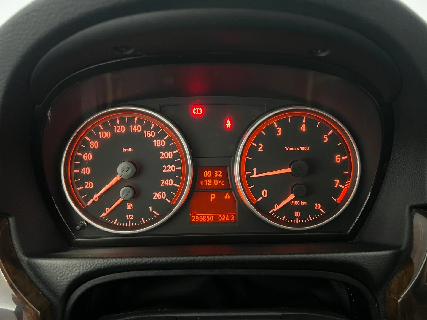 Car Image - 3PHFcUCAKJ716wHjfPtLSs