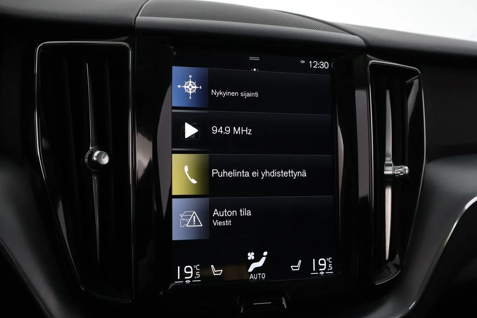 Car Image - 2xGwmoY44bnembLtY1G11a
