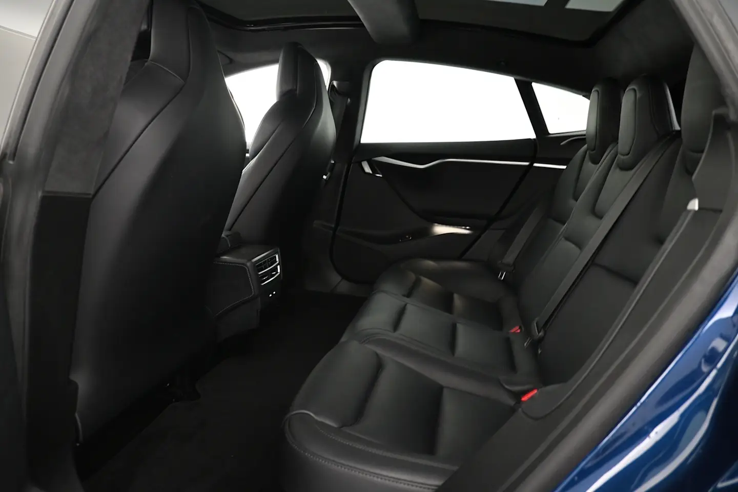 Car Image - 53JyIH5Pwyxyl8RpxQ7bwY