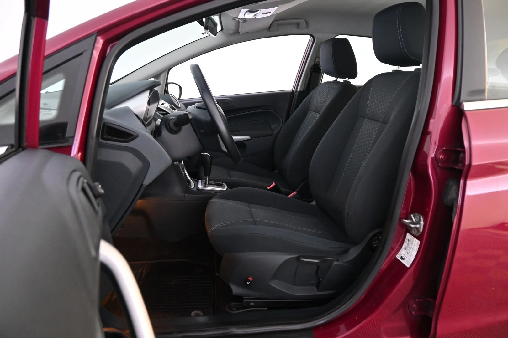 Car Image - 34AhybGq3pvPckBDtXsWIA