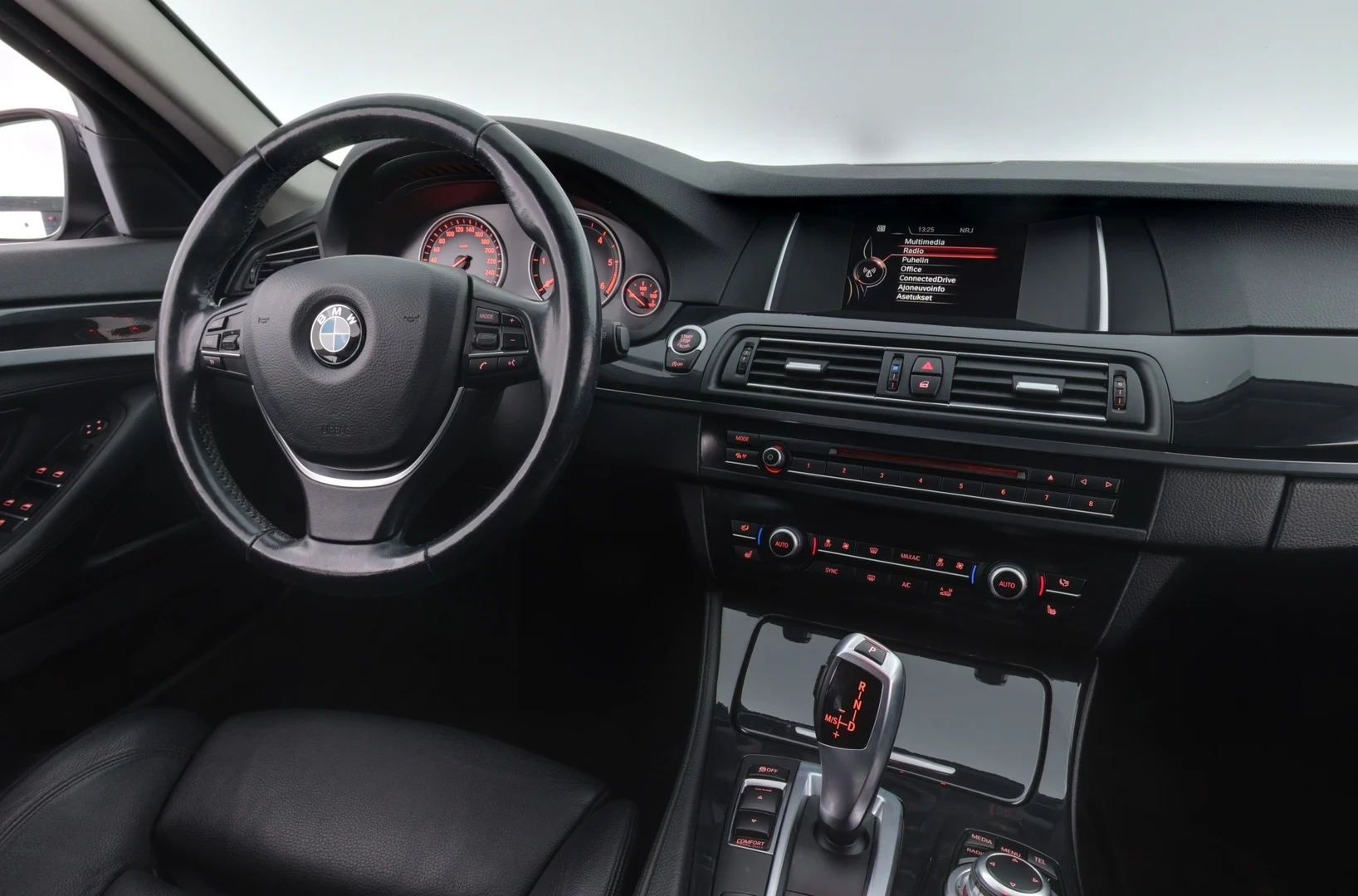 Car Image - 5uBizTbCeM5XzR7pkp2aJl
