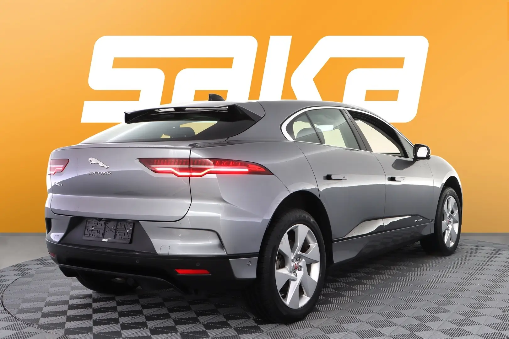 Car Image - 4z8Y2QjsbWZuc8cAdZo3tn