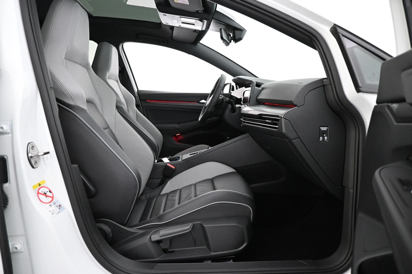 Car Image - 1AhSvFvSznX7oFvht56jMD