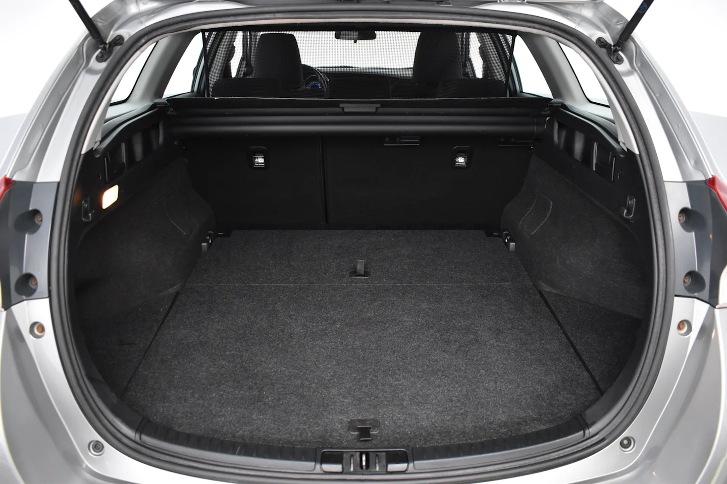Car Image - 2UCnjWFNFgQzNzDpmMnt1e